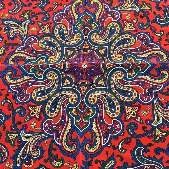 Italian Made Scarf - Picture 2 of 6